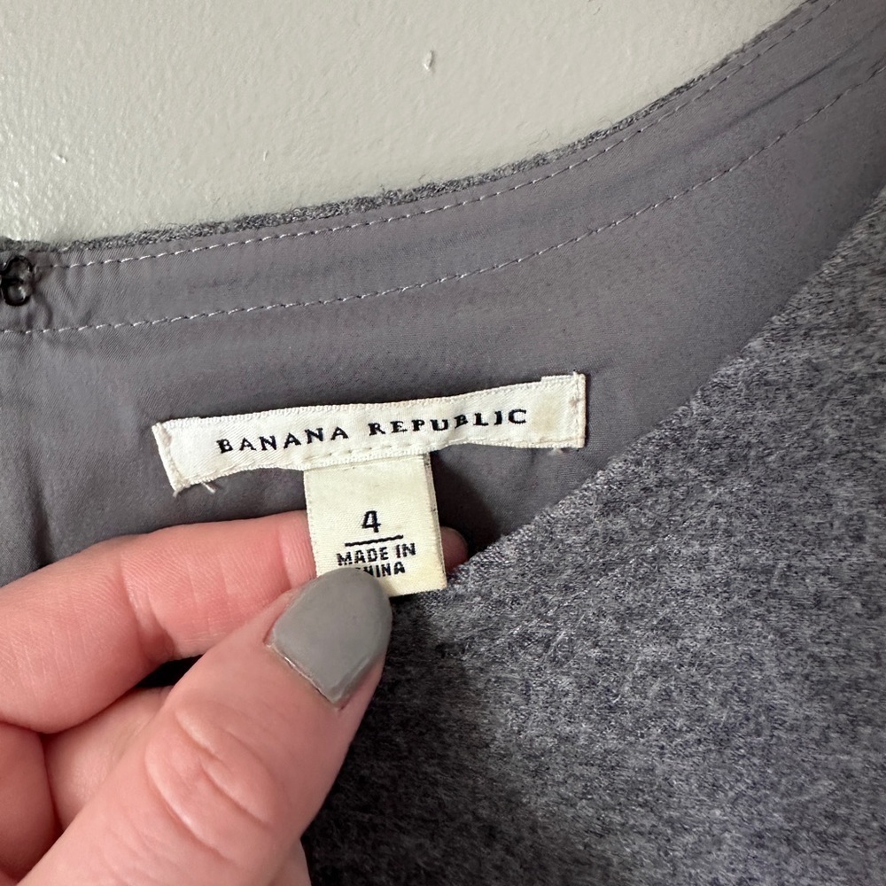Banana republic grey wool sheath dress - Picture 3 of 6